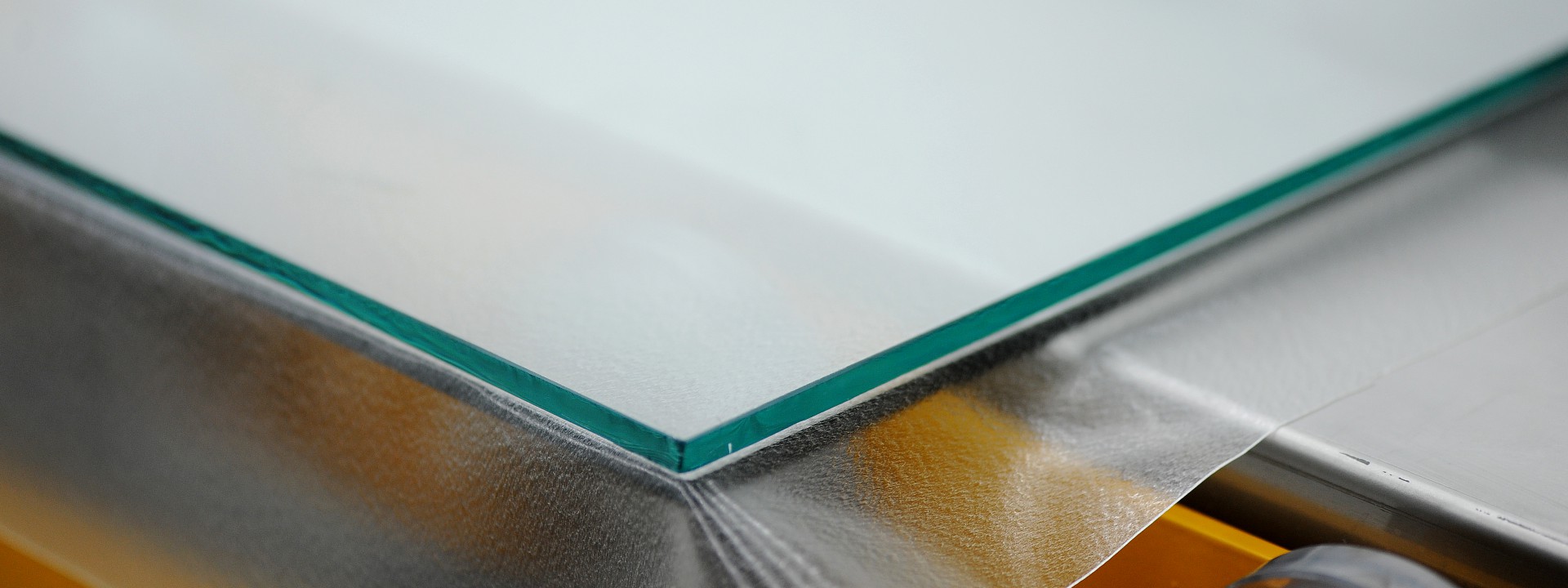 Laminated safety glass